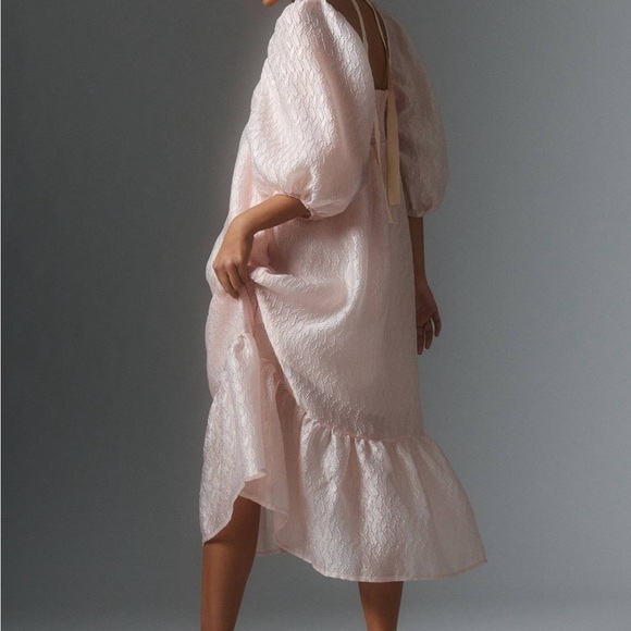 Textured Puff-Sleeve Dress - Picture 5 of 12